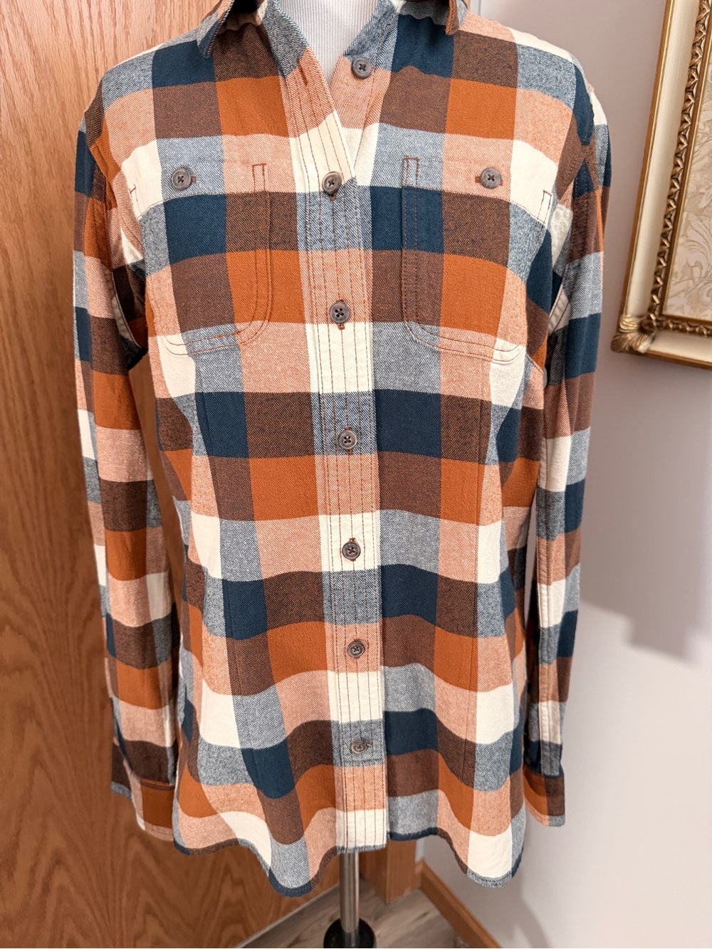 Women’s Duluth Plaid Button-Up Shirt